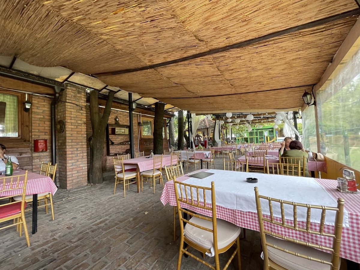 Ethno Restaurant ,,Pahuljica"