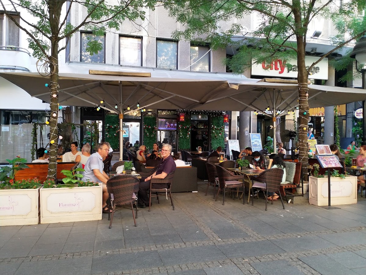 BoozeBud Cafe