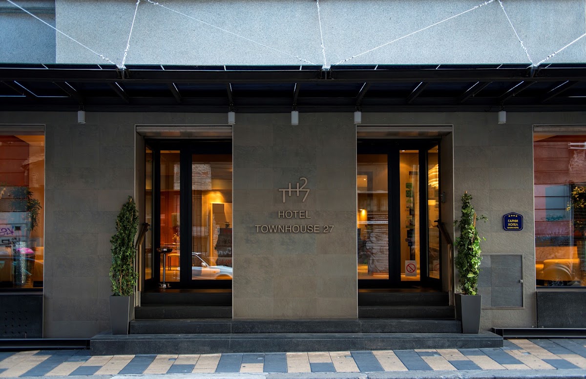 Townhouse 27 Hotel