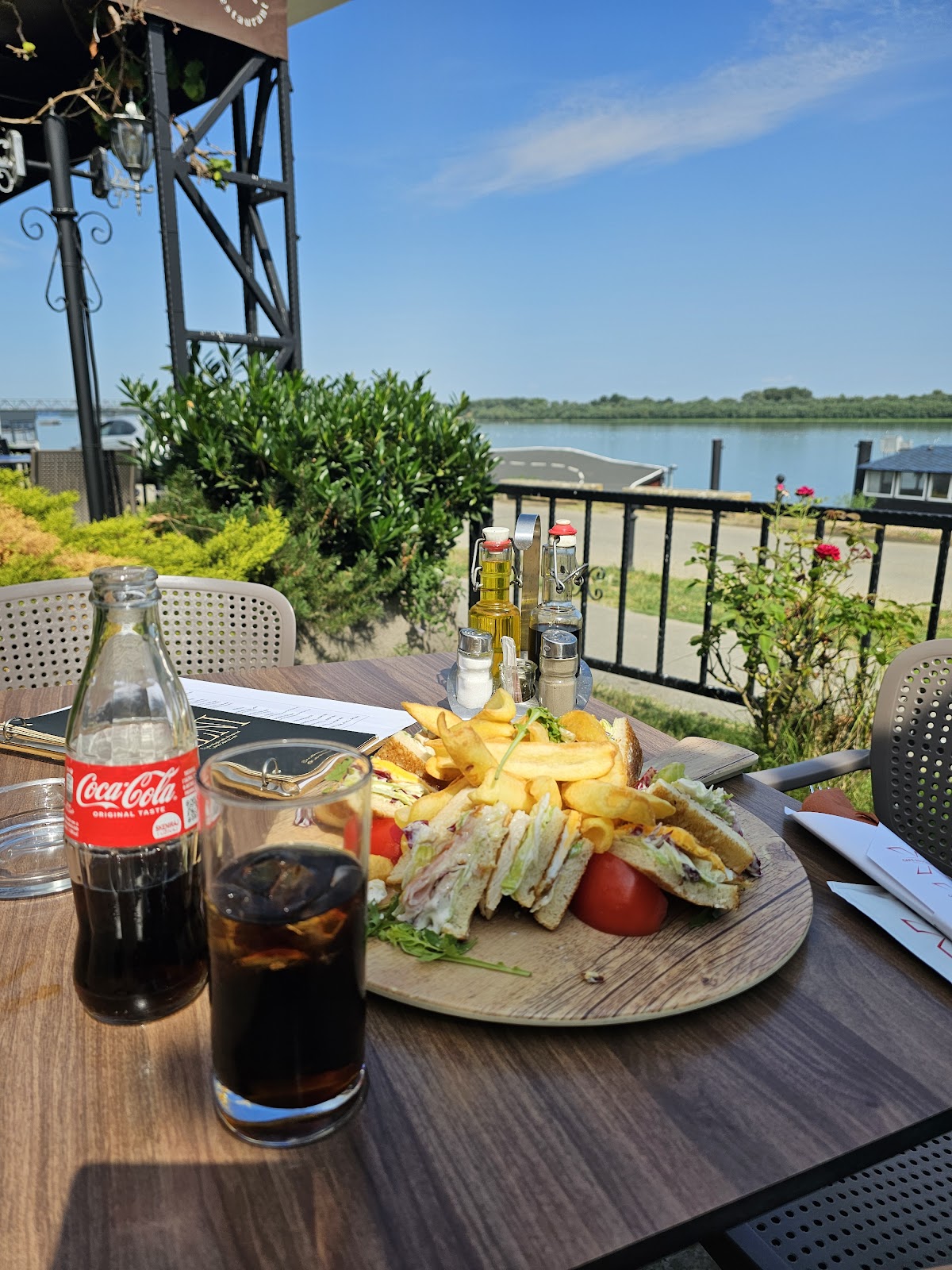 Caffe Restaurant X - 2