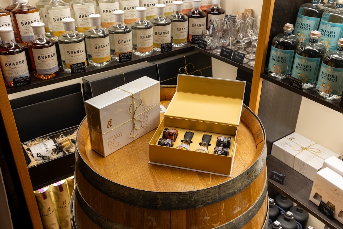 Rakia Bar & Shop
