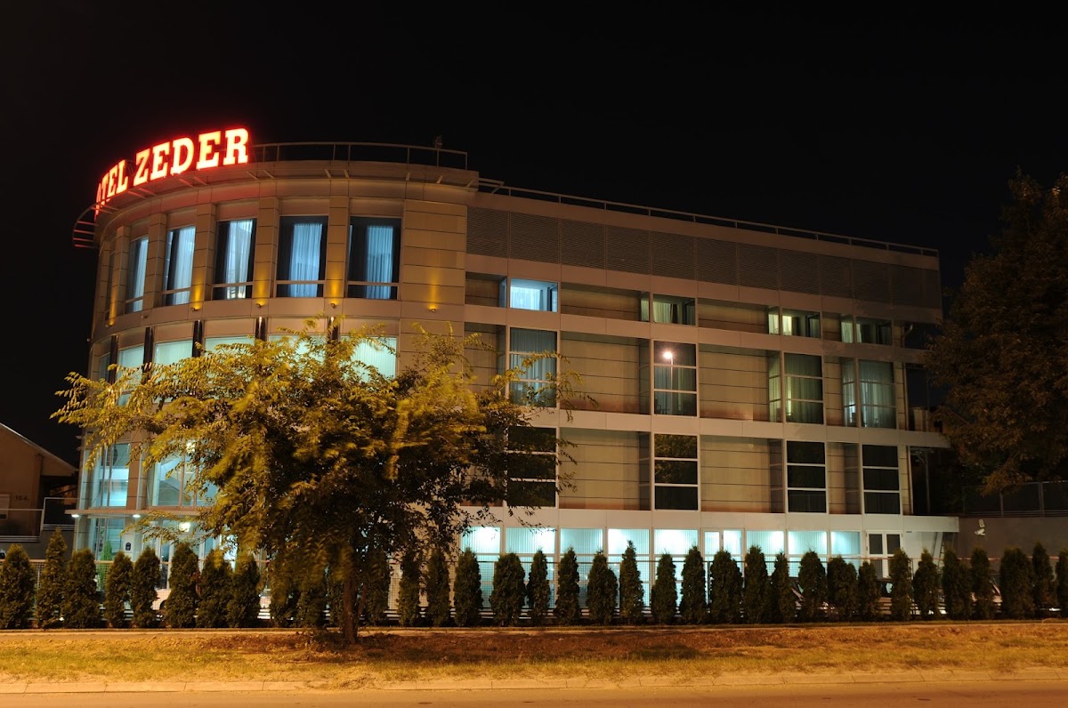 Garni Hotel Zeder